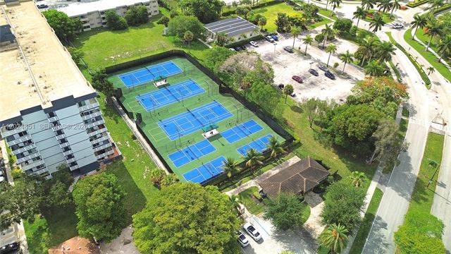 4200 Hillcrest Dr 504 504, Hollywood, FL 33021