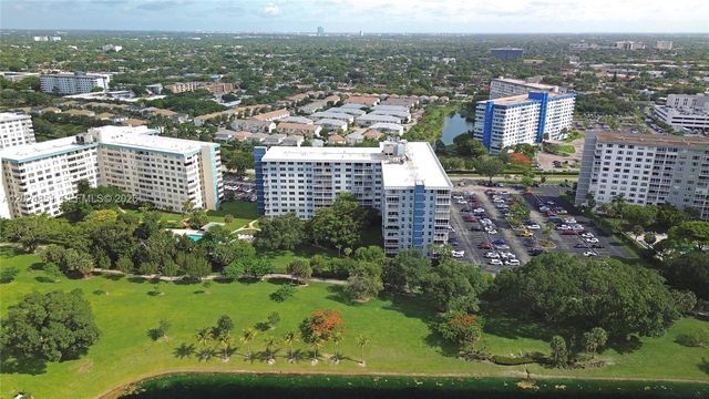 4200 Hillcrest Dr 504 504, Hollywood, FL 33021