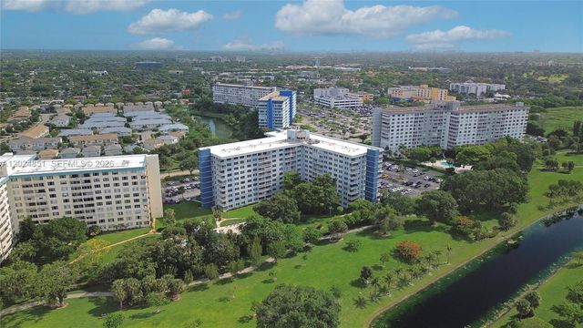 4200 Hillcrest Dr 504 504, Hollywood, FL 33021