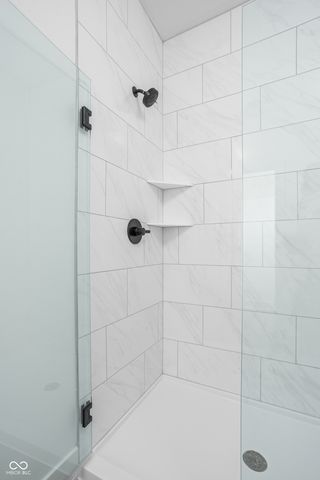 2149 N College Avenue, Indianapolis, IN 46202