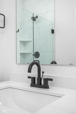 2149 N College Avenue, Indianapolis, IN 46202