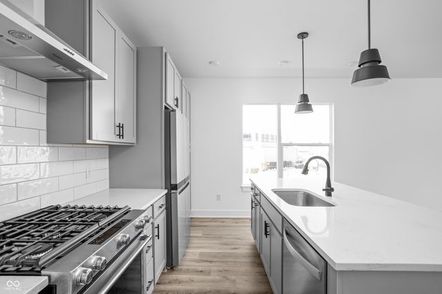 2149 N College Avenue, Indianapolis, IN 46202