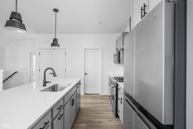 2149 N College Avenue, Indianapolis, IN 46202