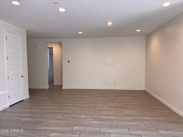 8913 W Palo Verde Drive, Glendale, AZ 85305