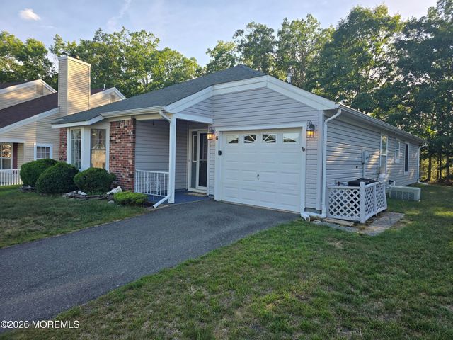 16 Cottonwood Drive, Barnegat, NJ 08005