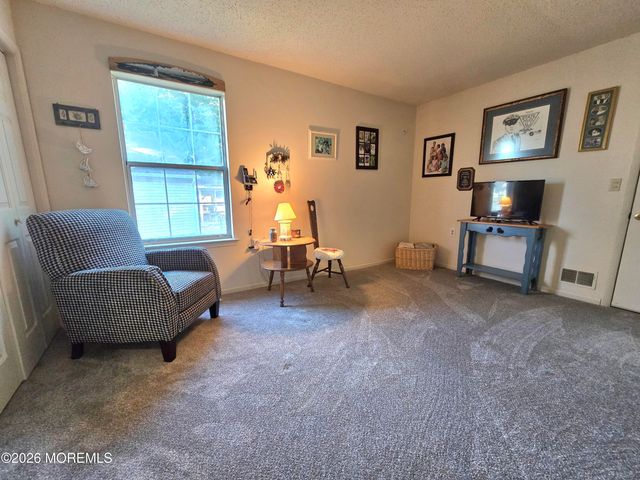 16 Cottonwood Drive, Barnegat, NJ 08005