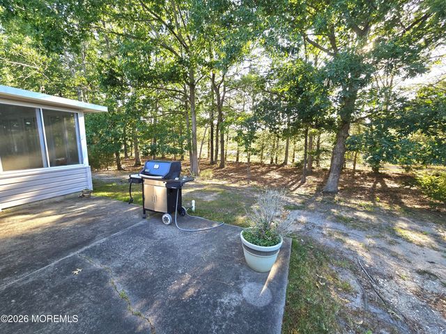 16 Cottonwood Drive, Barnegat, NJ 08005