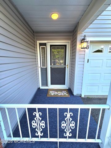 16 Cottonwood Drive, Barnegat, NJ 08005