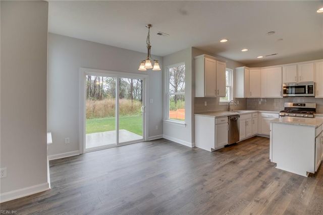 MM Hawthorne, Suffolk, VA 23435