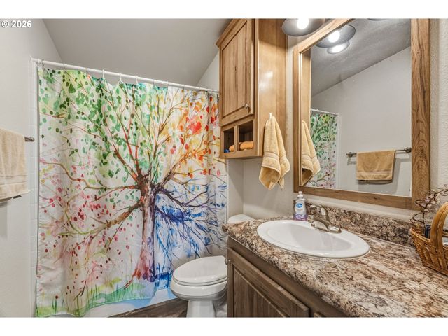 245 W 2ND St, Ryderwood, WA 98581