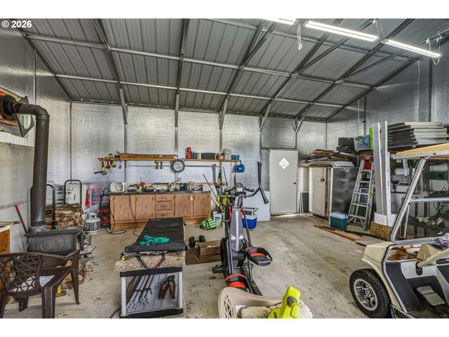 245 W 2ND St, Ryderwood, WA 98581