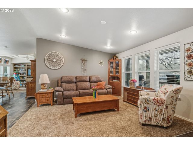 245 W 2ND St, Ryderwood, WA 98581