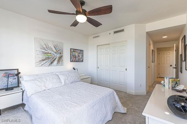 445 Cove Tower DR 504, Naples, FL 34110