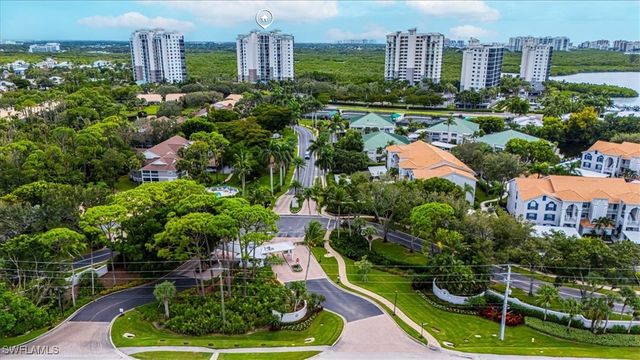 445 Cove Tower DR 504, Naples, FL 34110