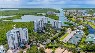 445 Cove Tower DR 504, Naples, FL 34110