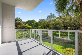 15051 Royal Oaks Ln 101, North Miami, FL 33181