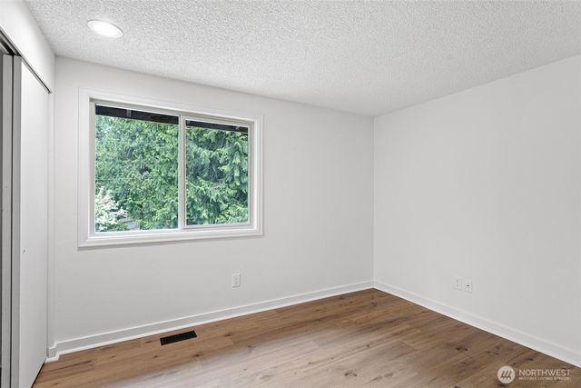 2858 241st Avenue SE, Sammamish, WA 98075