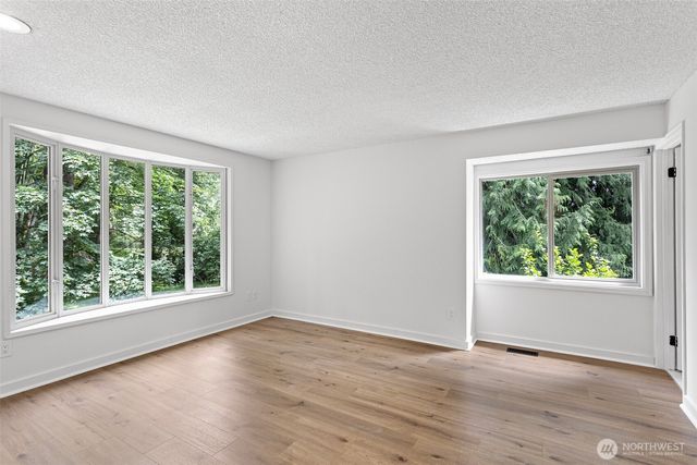 2858 241st Avenue SE, Sammamish, WA 98075