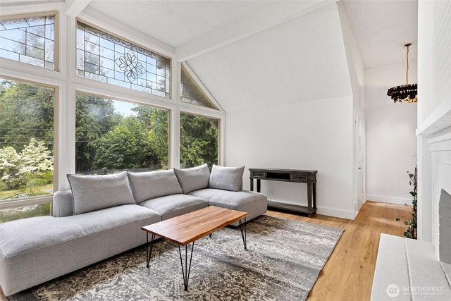 2858 241st Avenue SE, Sammamish, WA 98075