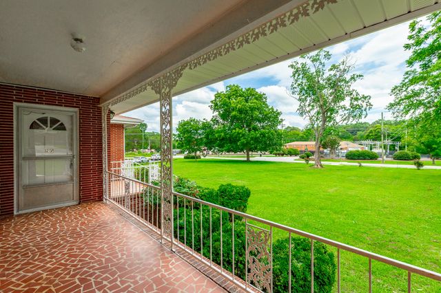 205 Five Points Road, Chickamauga, GA 30707