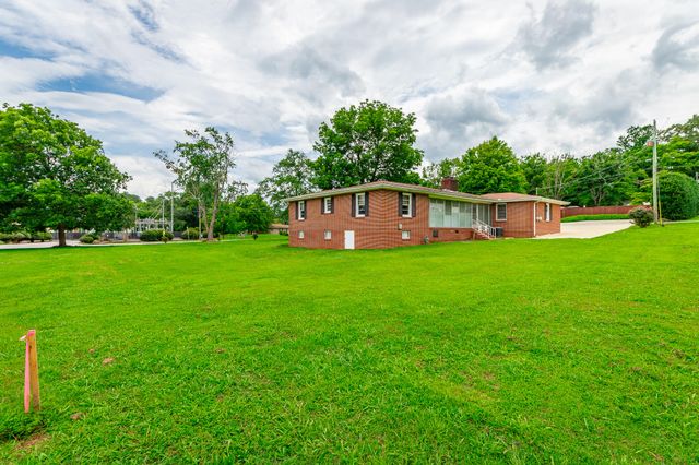 205 Five Points Road, Chickamauga, GA 30707