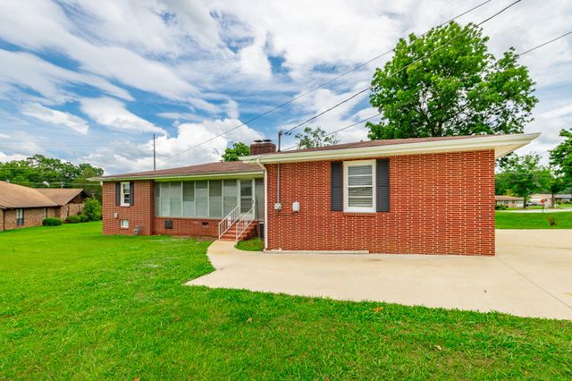 205 Five Points Road, Chickamauga, GA 30707