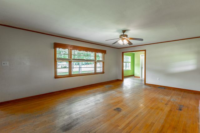 205 Five Points Road, Chickamauga, GA 30707
