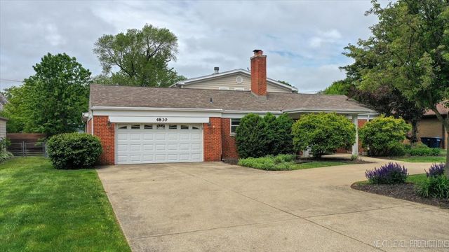 4830 Wolf Road, Western Springs, IL 60558