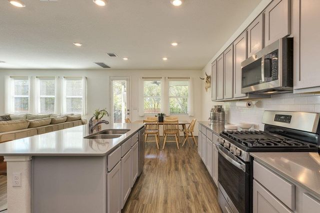 1107 Winifred DR, Austin, TX 78748