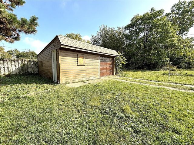 5103 Hamm Avenue, Cleveland, OH 44127