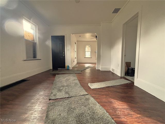 5103 Hamm Avenue, Cleveland, OH 44127