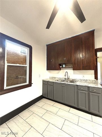 5103 Hamm Avenue, Cleveland, OH 44127