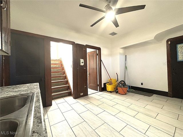 5103 Hamm Avenue, Cleveland, OH 44127