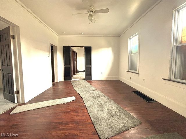 5103 Hamm Avenue, Cleveland, OH 44127