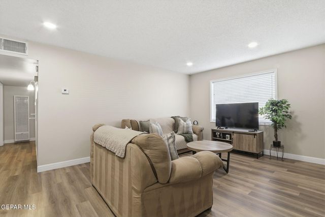4873 MCGREGOR Drive, El Paso, TX 79904