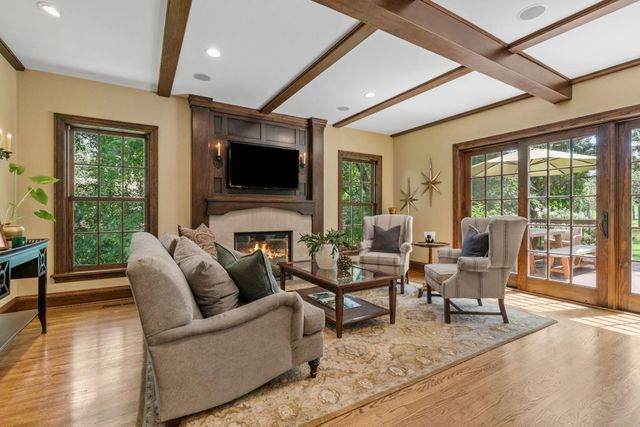 249 Hawthorne Road, Hopkins, MN 55343