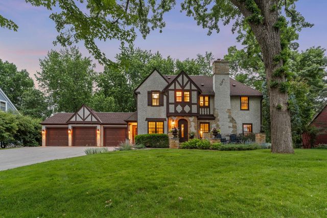 249 Hawthorne Road, Hopkins, MN 55343