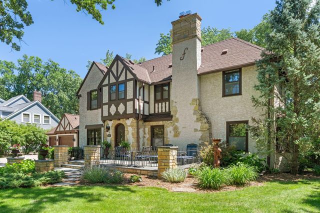 249 Hawthorne Road, Hopkins, MN 55343