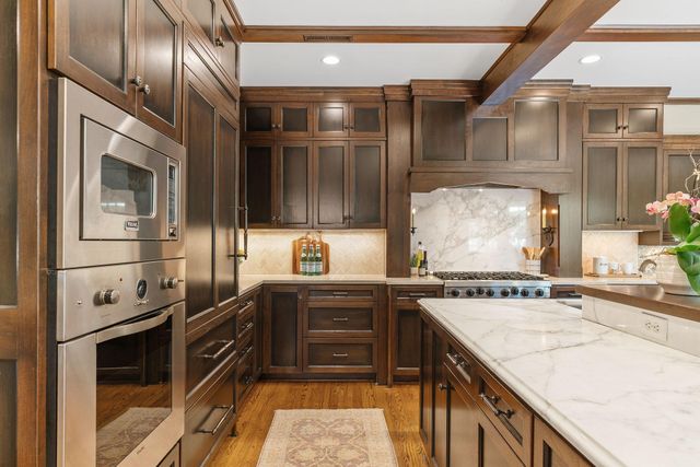 249 Hawthorne Road, Hopkins, MN 55343