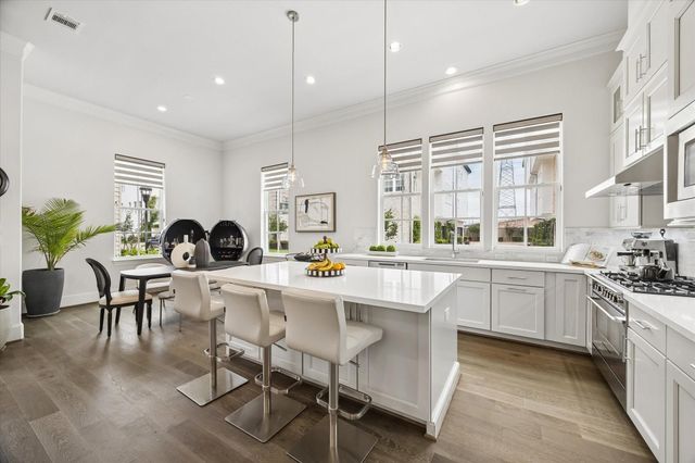 8741 Park Kolbe Lane, Houston, TX 77080