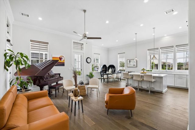 8741 Park Kolbe Lane, Houston, TX 77080