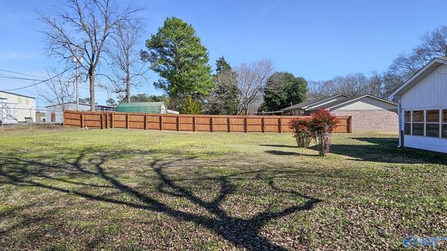 18332 Elles Drive, Athens, AL 35611