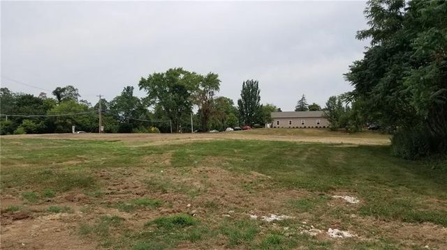 1255 Maple Street Ext, Coraopolis, PA 15108