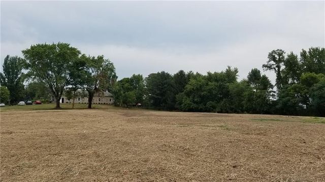 1255 Maple Street Ext, Coraopolis, PA 15108