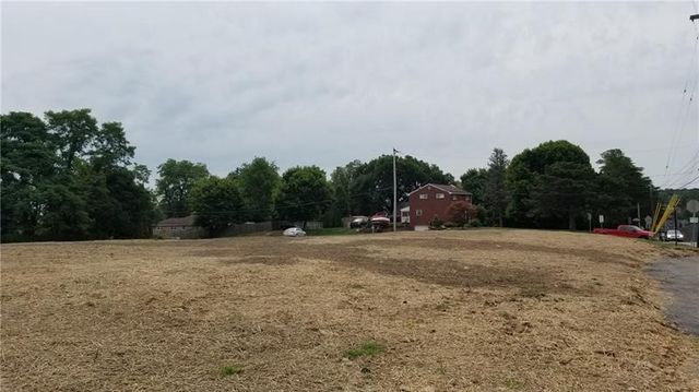 1255 Maple Street Ext, Coraopolis, PA 15108