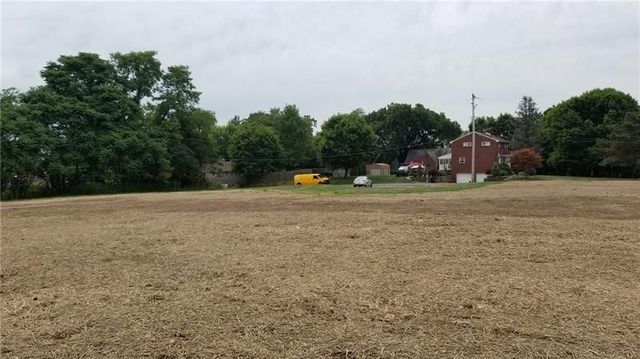 1255 Maple Street Ext, Coraopolis, PA 15108