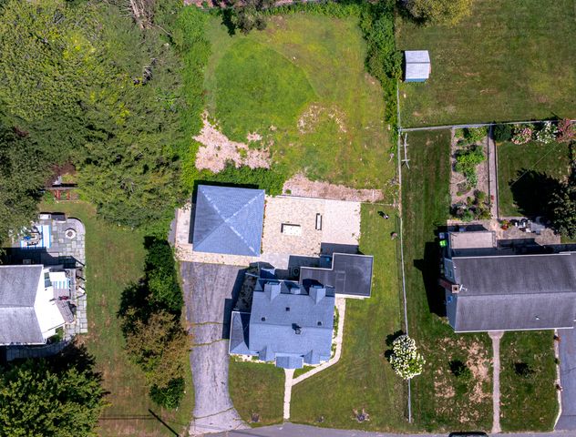 77 Hubbell Avenue, Watertown, CT 06779