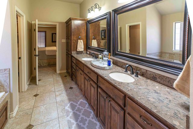 3807 105th Street, Lubbock, TX 79423