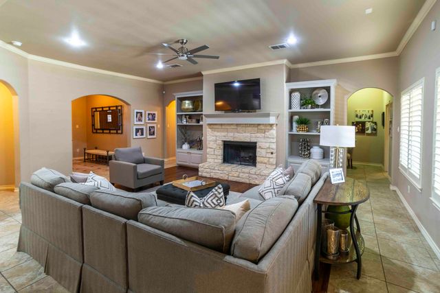 3807 105th Street, Lubbock, TX 79423