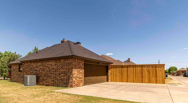 3807 105th Street, Lubbock, TX 79423